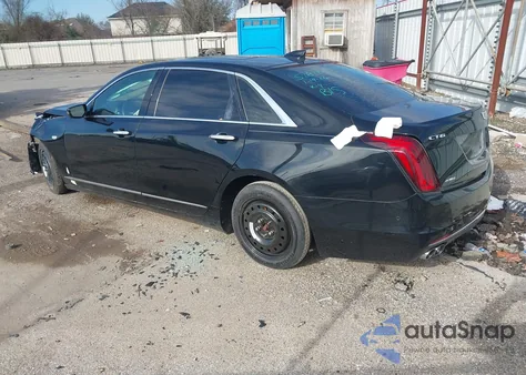 2018 Cadillac Ct6 Twin Turbo Premium Luxury z USA, uszkodzony, nr VIN 1G6KJ5R65JU126152